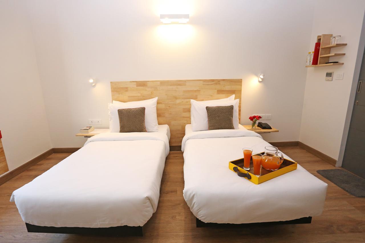 Oyo Townhouse 015 Lajpat Nagar Hotell New Delhi Eksteriør bilde