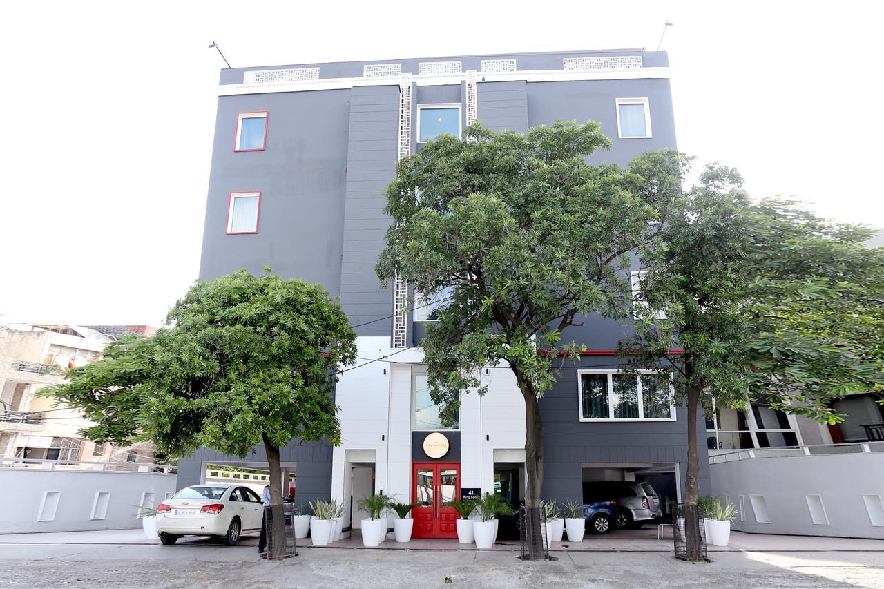 Oyo Townhouse 015 Lajpat Nagar Hotell New Delhi Eksteriør bilde